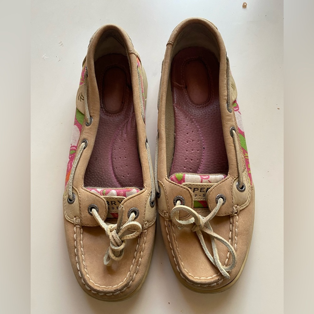 Like new Sperry Top-Sider W7